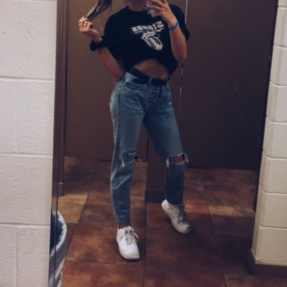 Meet your Posher, Abbey